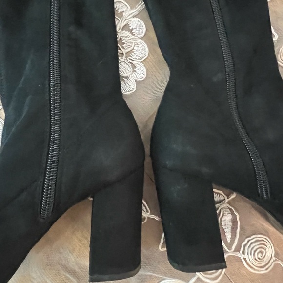 Zara Basic Collection, knee-high faux suede boots. - Picture 9 of 13